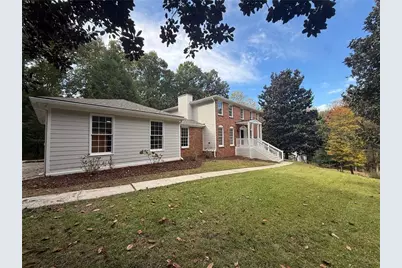 4118 Jefferson Township Parkway, Marietta, GA 30066 - Photo 2