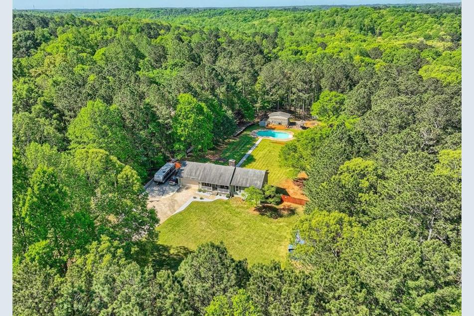 4300 Grady Smith Rd, Loganville, GA 30052 MLS 7205763 Coldwell Banker