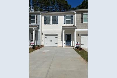 134 Village Green Drive #18, Adairsville, GA 30103 - Photo 1