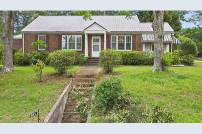 8978 Jefferson Street, Commerce, GA 30529 - Photo 1