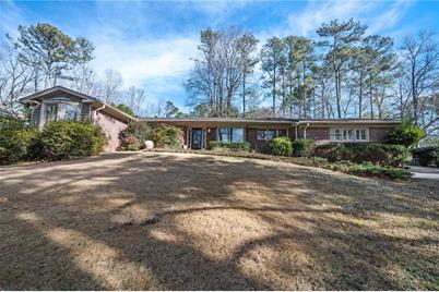 4785 Longchamps Drive, Sandy Springs, GA 30319 - Photo 1