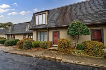 7 Ivy Square NE, Atlanta, GA 30342 - Photo 1