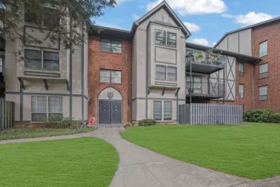 6851 Roswell Road #Q20, Sandy Springs, GA 30328 - Photo 1