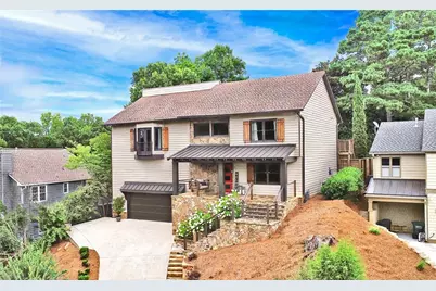 10195 Kinross Road, Roswell, GA 30076 - Photo 1