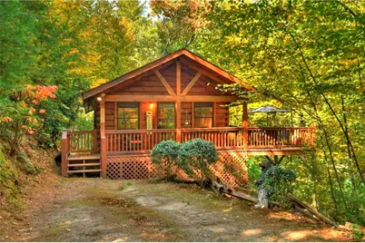 37 Dean Court, Blue Ridge, GA 30513 - Photo 1