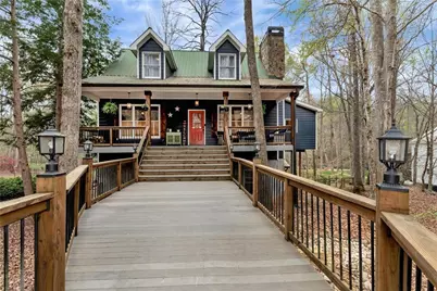 1060 Golden Avenue, Dahlonega, GA 30533 - Photo 1