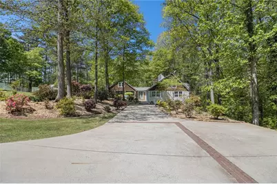 124 Sunny Brook Drive, Newnan, GA 30263 - Photo 1