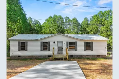 4917 Gilstrap Circle, Gainesville, GA 30506 - Photo 1