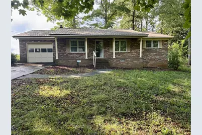 77 Cedar Creek Circle, Hartwell, GA 30643 - Photo 1