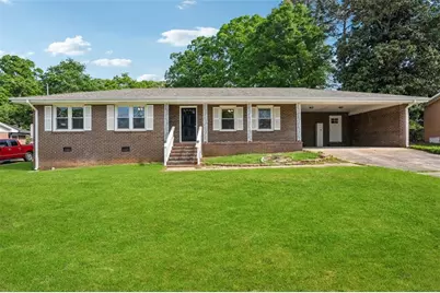 129 Woodmont Drive, Griffin, GA 30224 - Photo 1