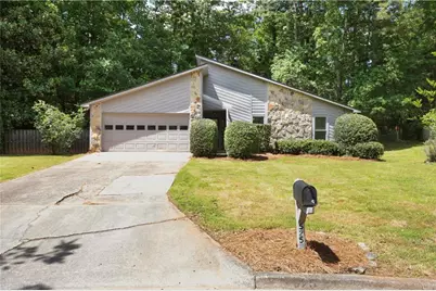 525 Forest Place, Roswell, GA 30076 - Photo 1