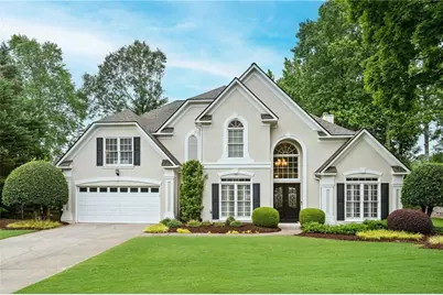 725 Heathland Drive, Roswell, GA 30075 - Photo 1