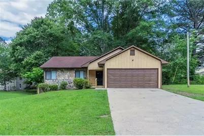 8350 Gledstone Way, Fairburn, GA 30213 - Photo 1