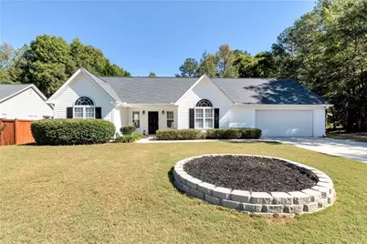 540 Windermere Drive, Loganville, GA 30052 - Photo 1