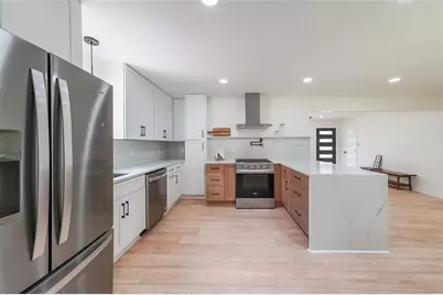 2621 Gordon Circle SE, Smyrna, GA 30080 - Photo 1