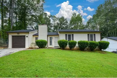 1070 Salisbury Trail, Riverdale, GA 30296 - Photo 1