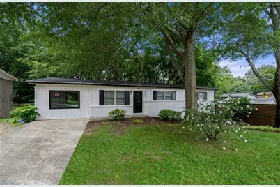 6402 Kensington Court, Austell, GA 30106 - Photo 1