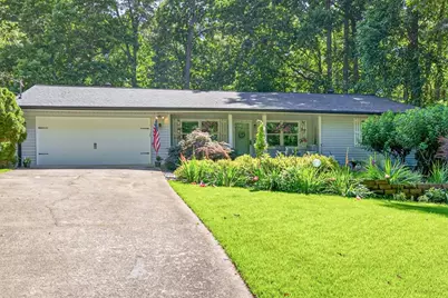 6077 Lake Lanier Heights Road, Buford, GA 30518 - Photo 1