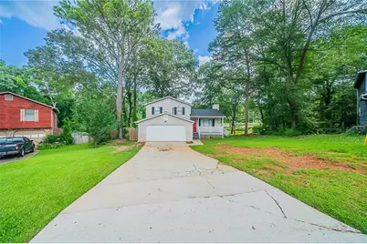 446 Jaywood Drive, Stone Mountain, GA 30083 - Photo 1