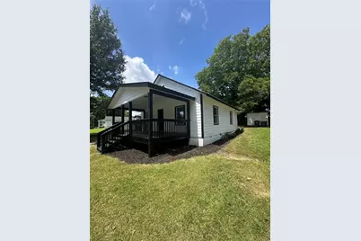 10 Busha Street, Toccoa, GA 30577 - Photo 1