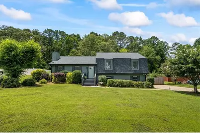 110 Village Court, Woodstock, GA 30188 - Photo 1