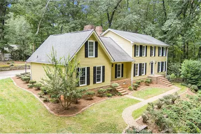 3656 Rainbow Circle, Snellville, GA 30039 - Photo 1