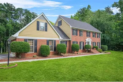 385 Dix Lee On Drive, Fayetteville, GA 30214 - Photo 1