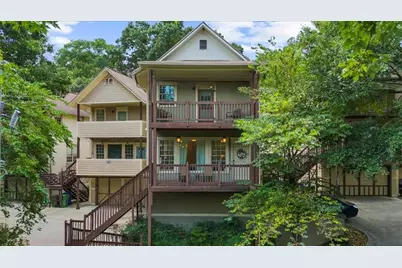 1071 Davis Circle NW #R, Atlanta, GA 30318 - Photo 1
