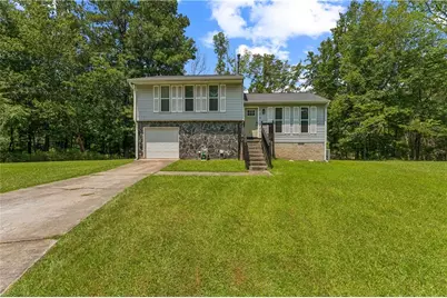 120 Cainwood Court W, Atlanta, GA 30349 - Photo 1