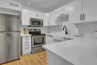 12 Vista Square NW, Atlanta, GA 30327 - Photo 1