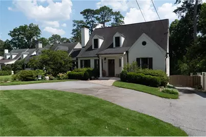 645 Greenview Avenue NE, Atlanta, GA 30305 - Photo 1