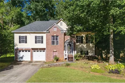 129 Onyx Court, Carrollton, GA 30116 - Photo 1