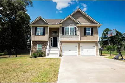370 Wildwood Circle SE, Calhoun, GA 30701 - Photo 1