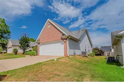 2494 Hillvale Circle, Lithonia, GA 30058 - Photo 1