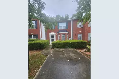 5587 Strathmoor Manor Circle, Lithonia, GA 30058 - Photo 1