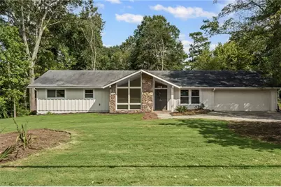 2892 Holly Springs Road NE, Marietta, GA 30062 - Photo 1