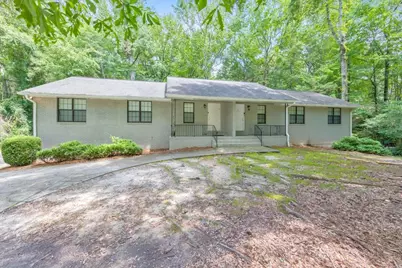 300 S Jeff Davis Drive, Fayetteville, GA 30215 - Photo 1