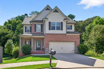 815 Broadwell Circle, Hoschton, GA 30548 - Photo 1