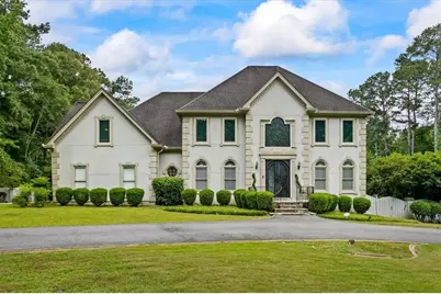 1035 Bridgewater Walk, Snellville, GA 30078 - Photo 1