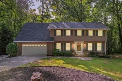 10555 Shallowford Road, Roswell, GA 30075 - Photo 1