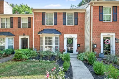 2956 Lexington Trace Drive SE, Smyrna, GA 30080 - Photo 1