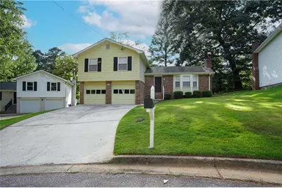 2063 Wellborn Close, Lithonia, GA 30058 - Photo 1
