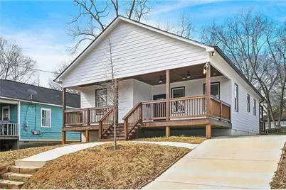 907 Oakhill Avenue SW, Atlanta, GA 30310 - Photo 1