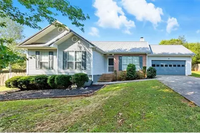 151 Spencer Drive SW, Calhoun, GA 30701 - Photo 1