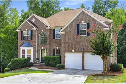 6263 Robins Trace, Stone Mountain, GA 30087 - Photo 1