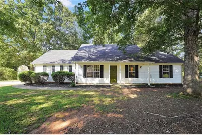 110 Pebble Creek Drive, Jackson, GA 30233 - Photo 1