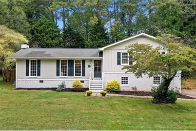 975 Tanglewood Trail, Woodstock, GA 30189 - Photo 1