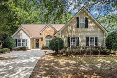 370 Cedarhurst Road, Lawrenceville, GA 30045 - Photo 1