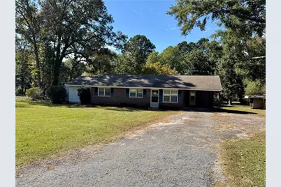 606 Viewpoint Drive, Jackson, GA 30233 - Photo 1