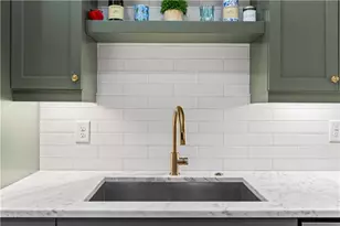 658 Bull St SE, Atlanta, GA 30315 - Photo 14